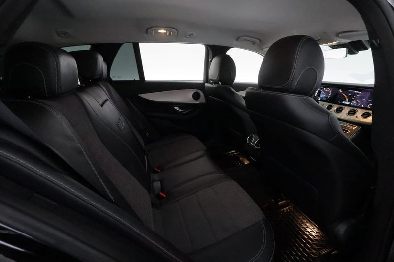 Mercedes E300 bild 22