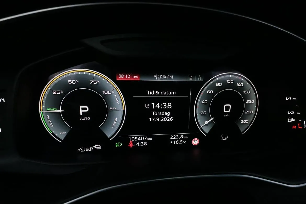 Vehicle image 23