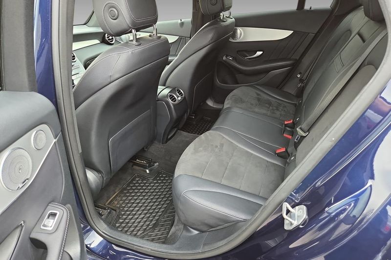 Mercedes GLC220 bild 10