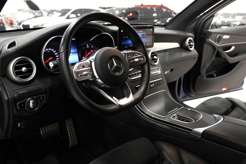 Mercedes GLC300 bild 9