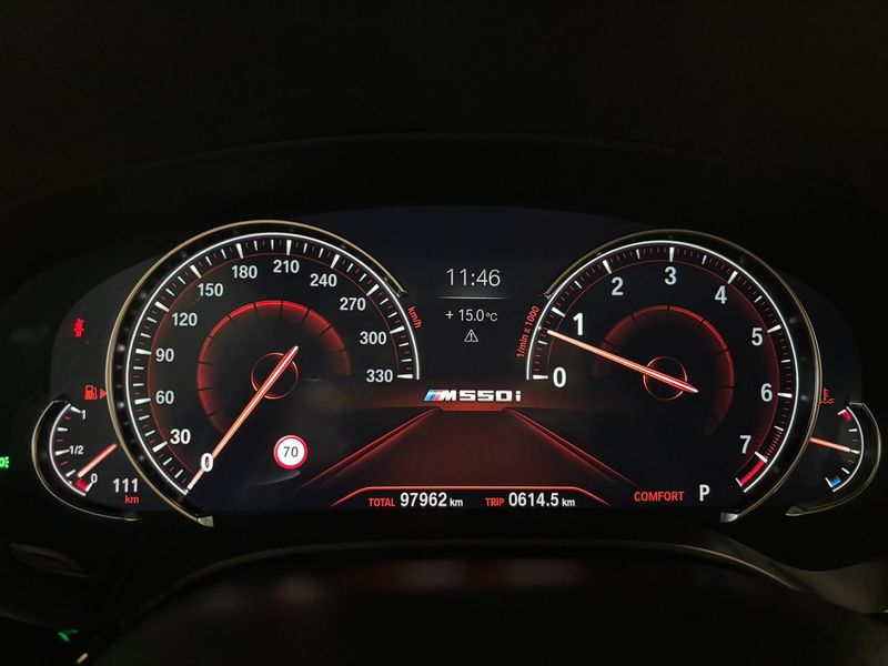 BMW M550 bild 11