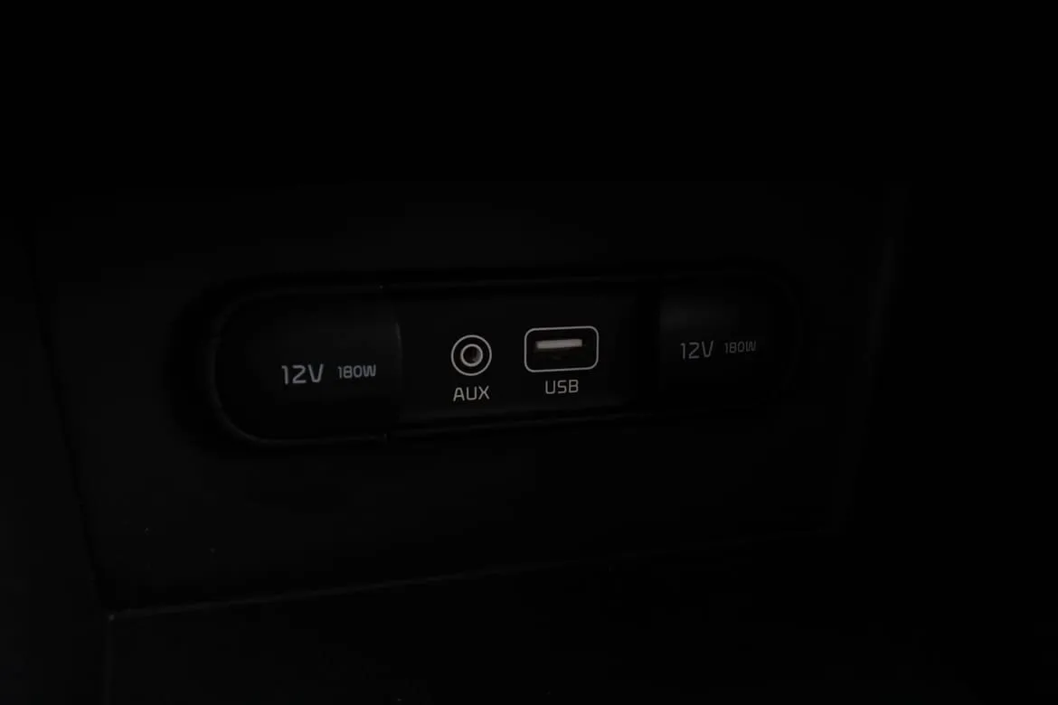 Vehicle image 24