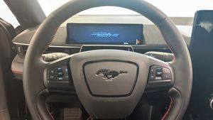 Ford Mustang Mach-E bild 4