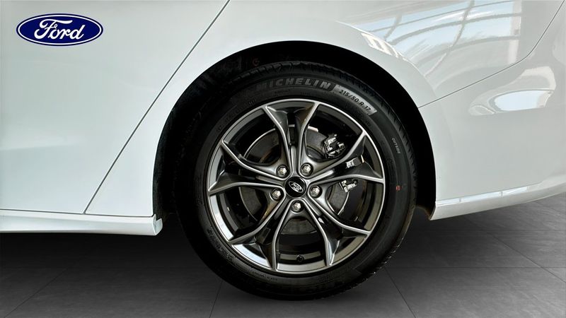 Ford Focus bild 9