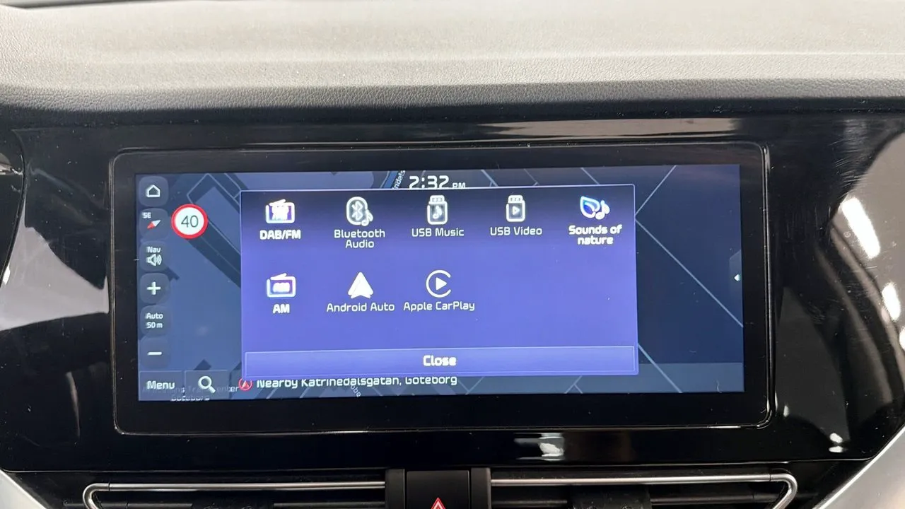 Vehicle image 21