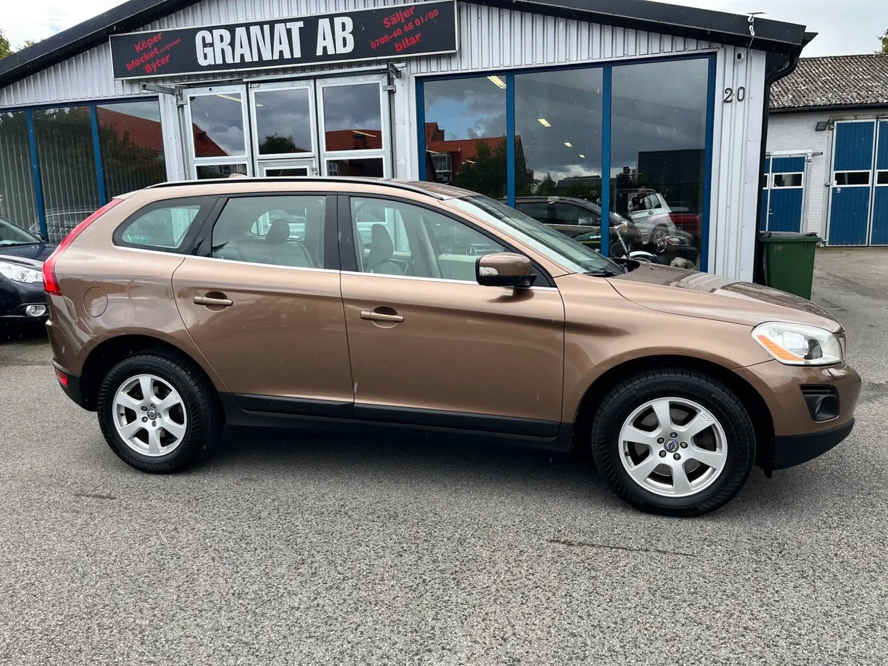 Vehicle image 1