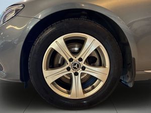 Mercedes E220 bild 14