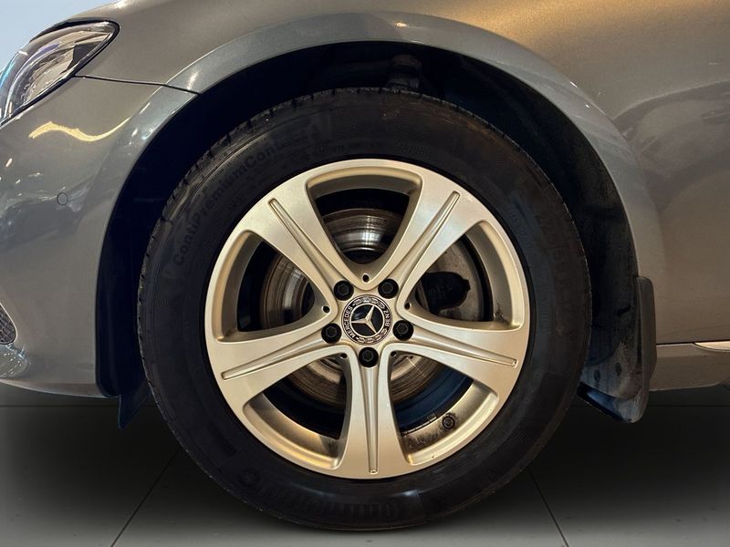 Mercedes E220 bild 14