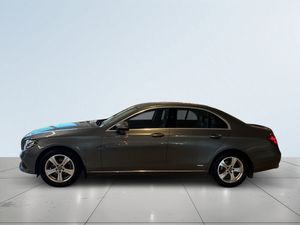Mercedes E220 bild 4