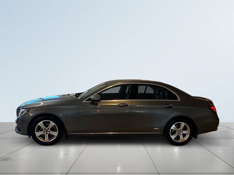 Mercedes E220 bild 4