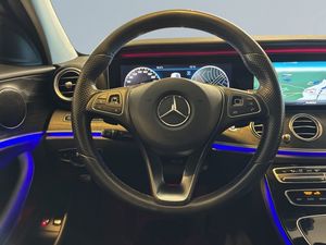 Mercedes E220 bild 9