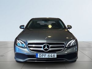 Mercedes E220 bild 2