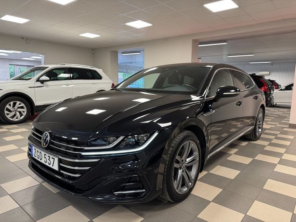 Volkswagen Arteon eHybrid Shooting Brake R-Line Cockpit Värmare Drag Navi - 2022