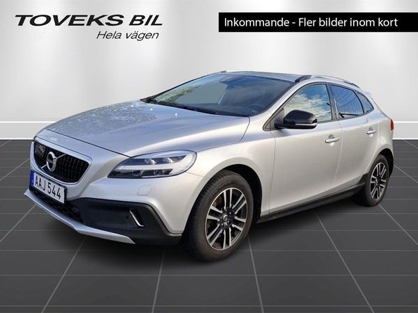 Volvo V40 Cross Country T3 Automat Drag Backkamera NAV - 2019