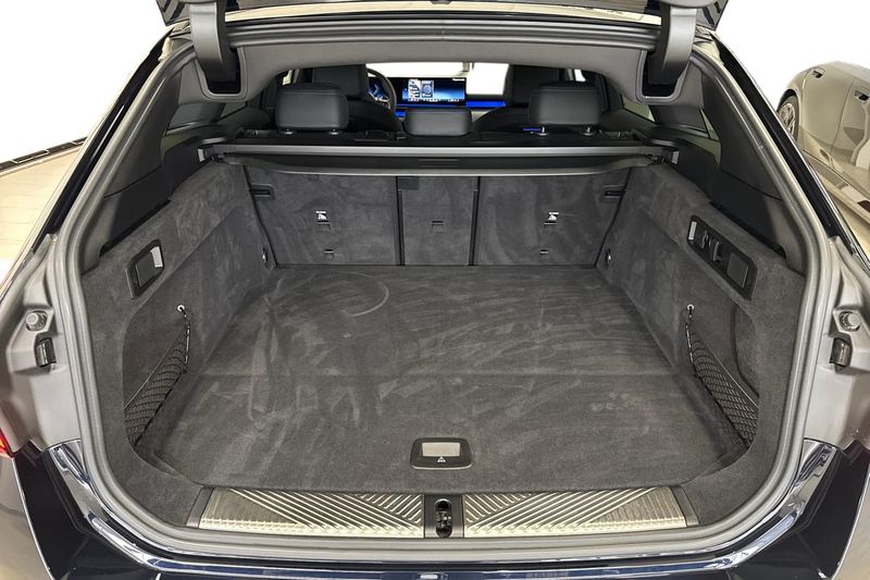 BMW 530 bild 12