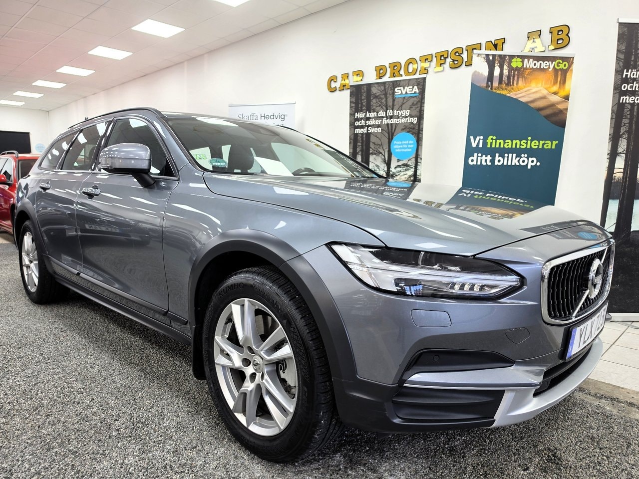 Volvo V90