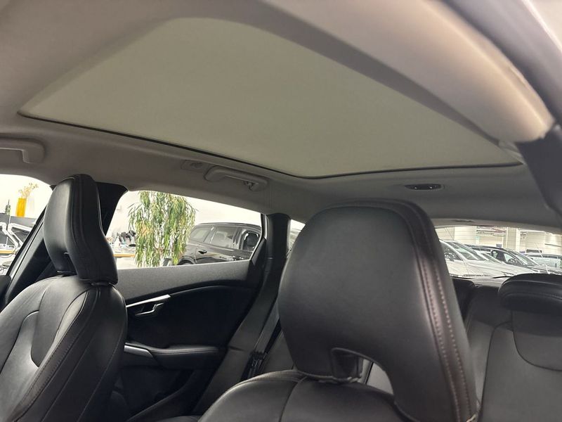 Volvo V40 bild 11