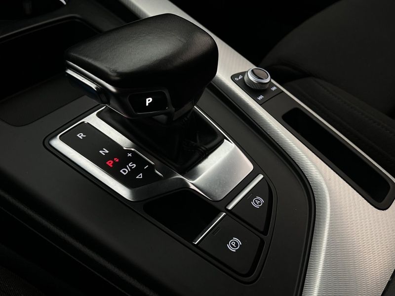 Audi A4 bild 24