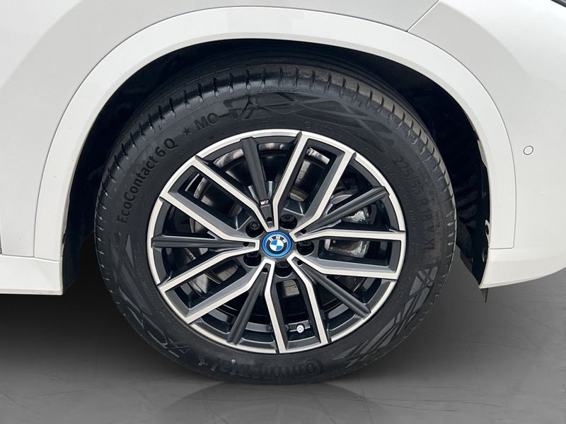 BMW iX1 bild 36