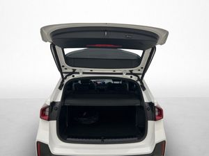 BMW iX1 bild 30