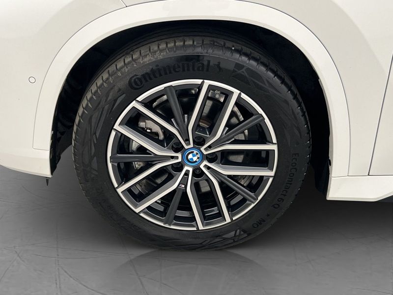 BMW iX1 bild 33