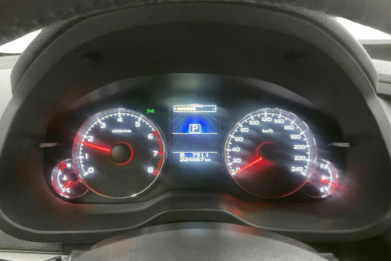 Vehicle image 9