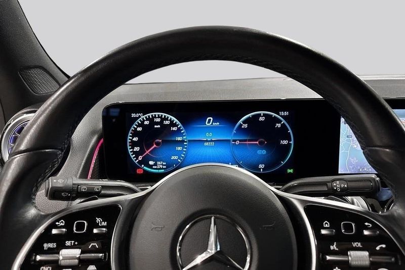 Mercedes EQB300 bild 10