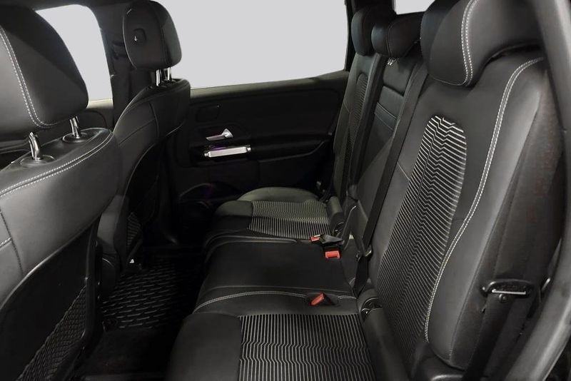 Mercedes EQB300 bild 9