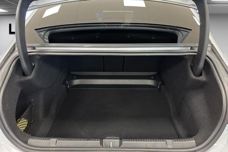 Mercedes EQE350+ bild 14
