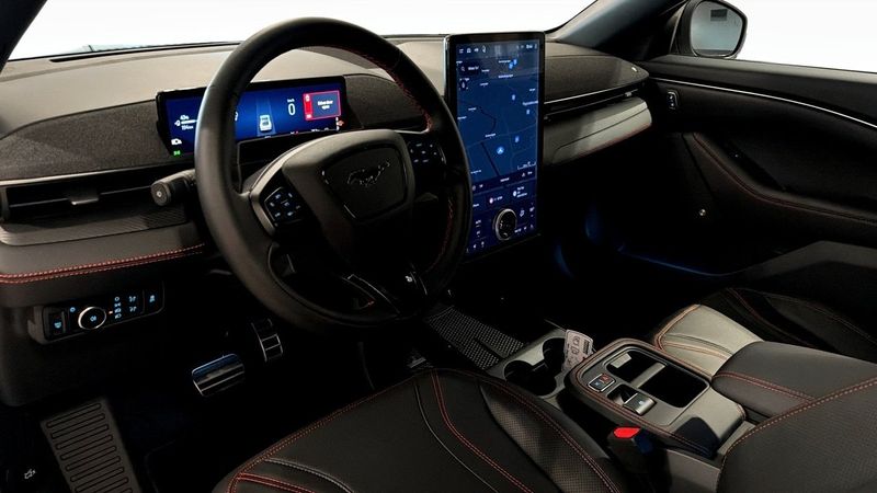 Ford Mustang Mach-E bild 6