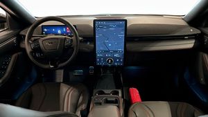 Ford Mustang Mach-E bild 4