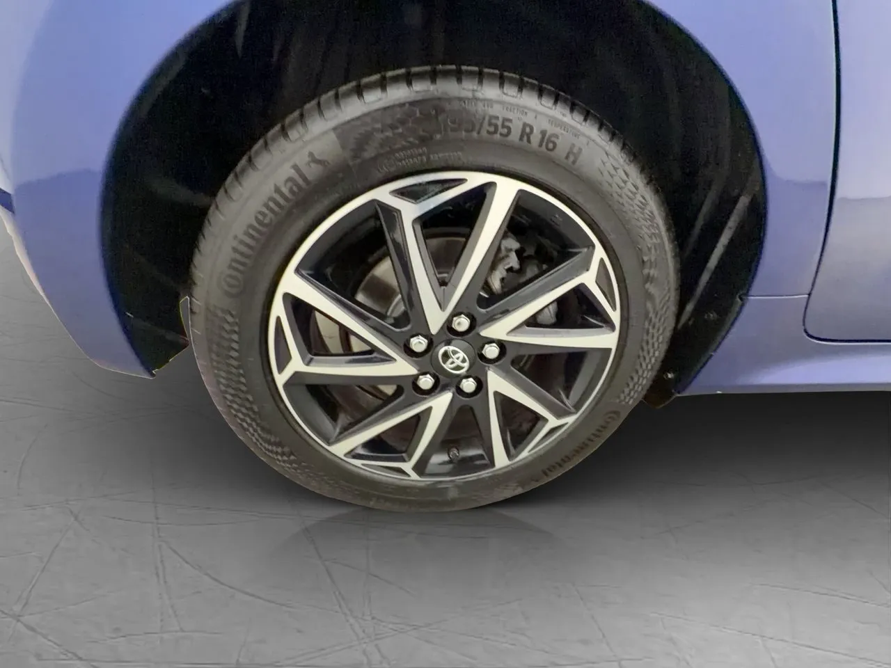 Vehicle image 31