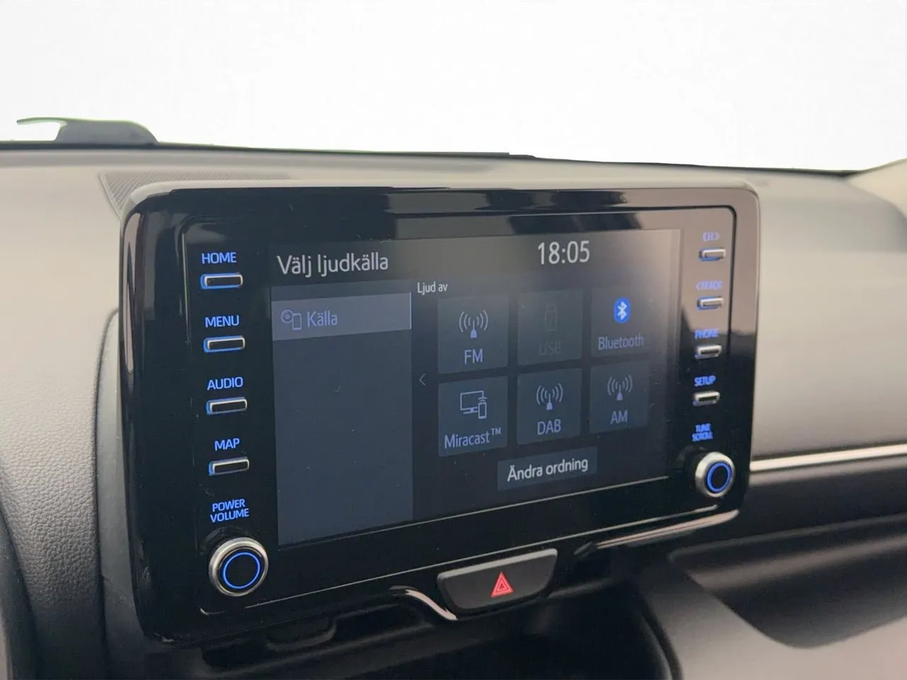 Vehicle image 22