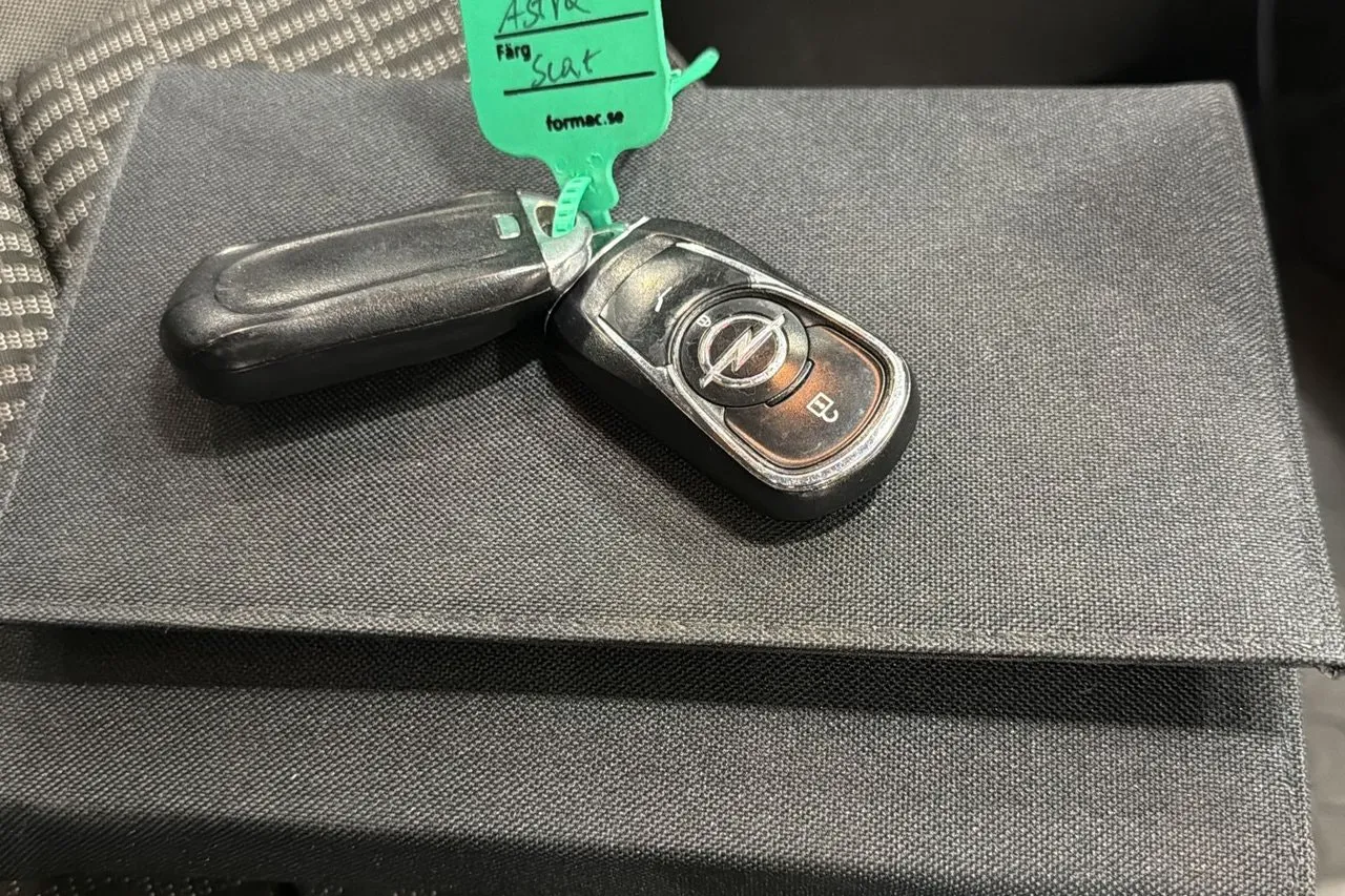Vehicle image 22
