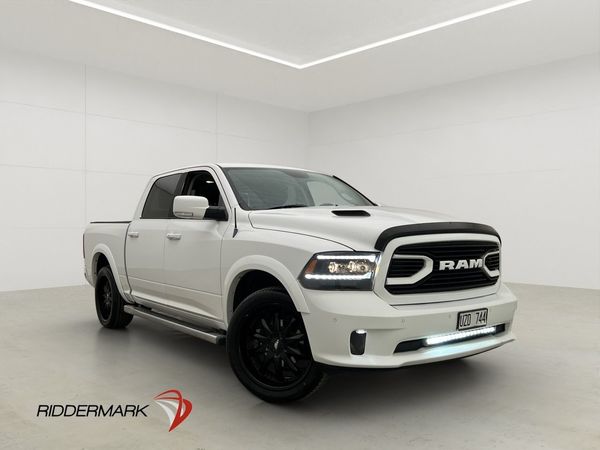 Dodge 1500 ram Sport 5.7 Taklucka Drag Skinn B-Kamera Alpine - 2014