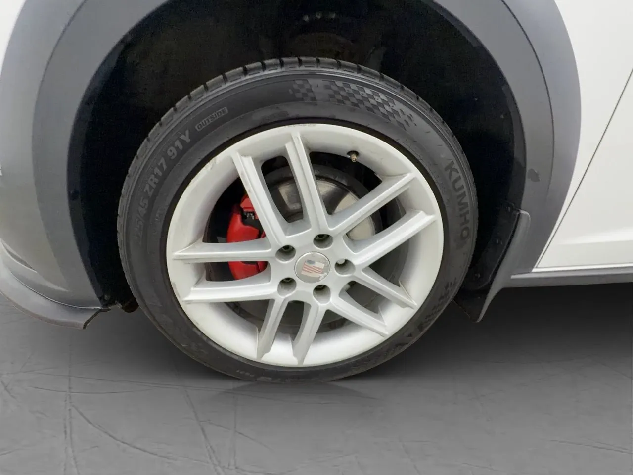 Vehicle image 20