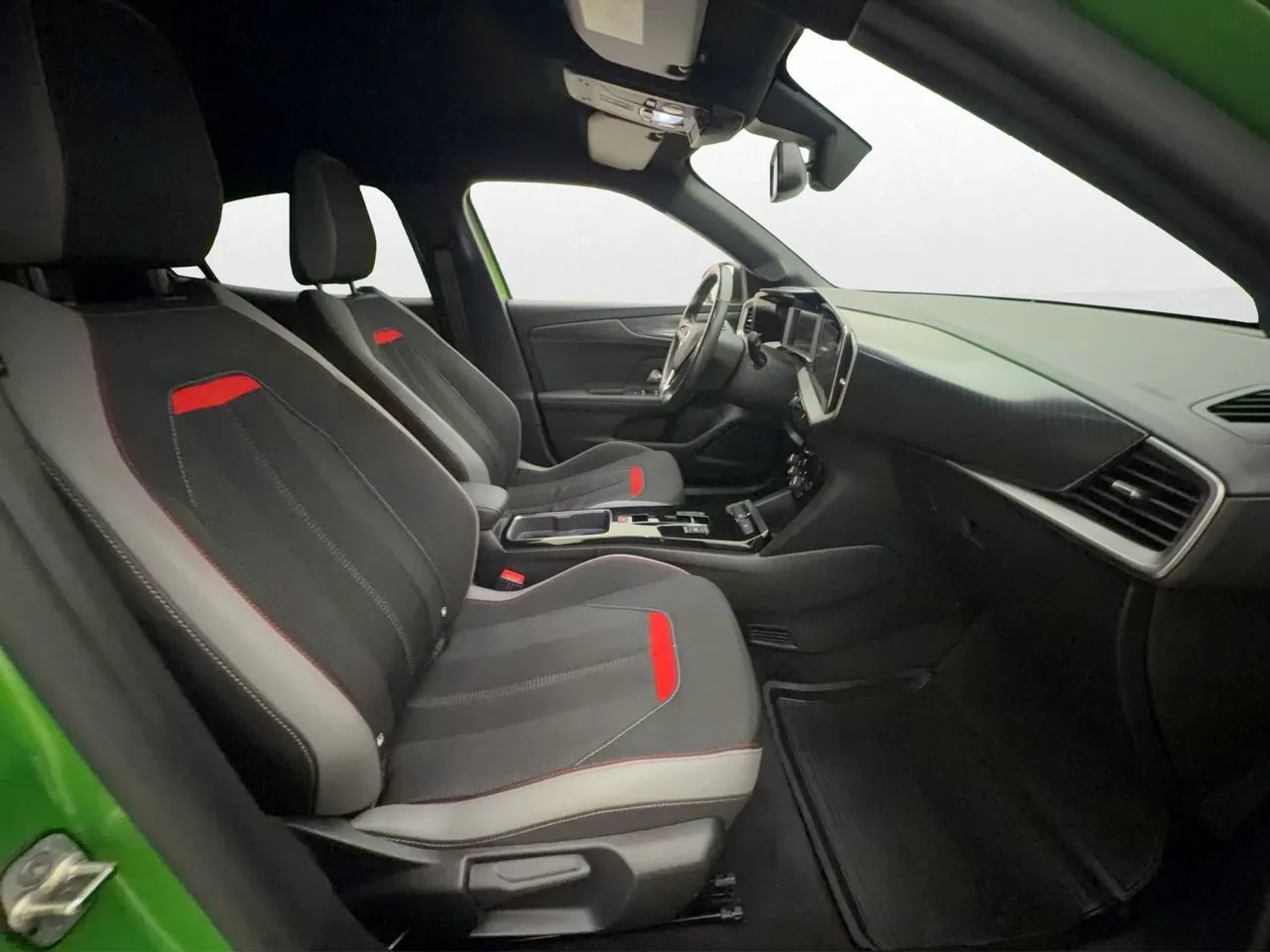 Vehicle image 21