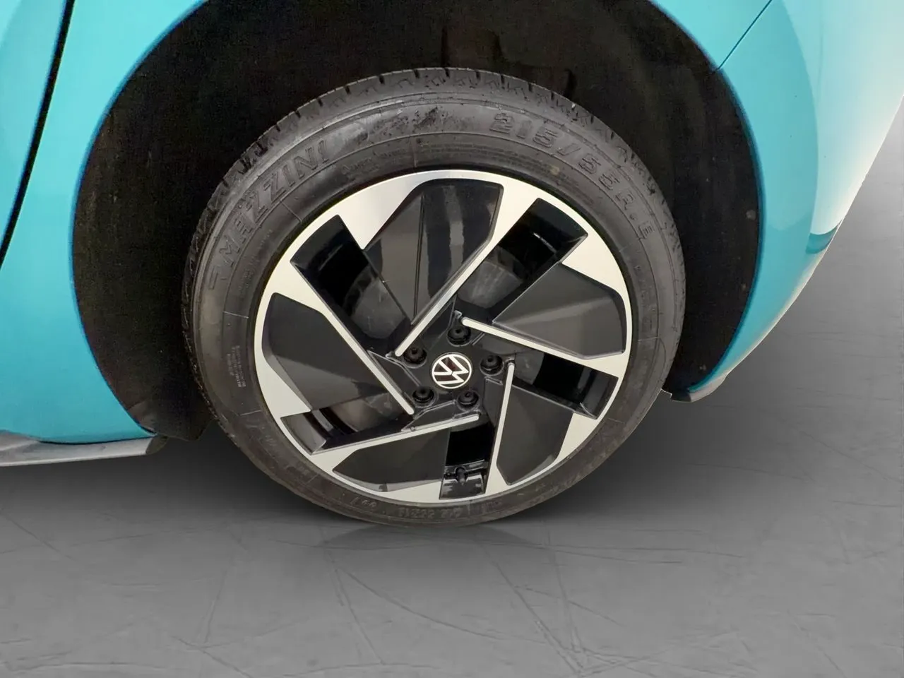 Vehicle image 31