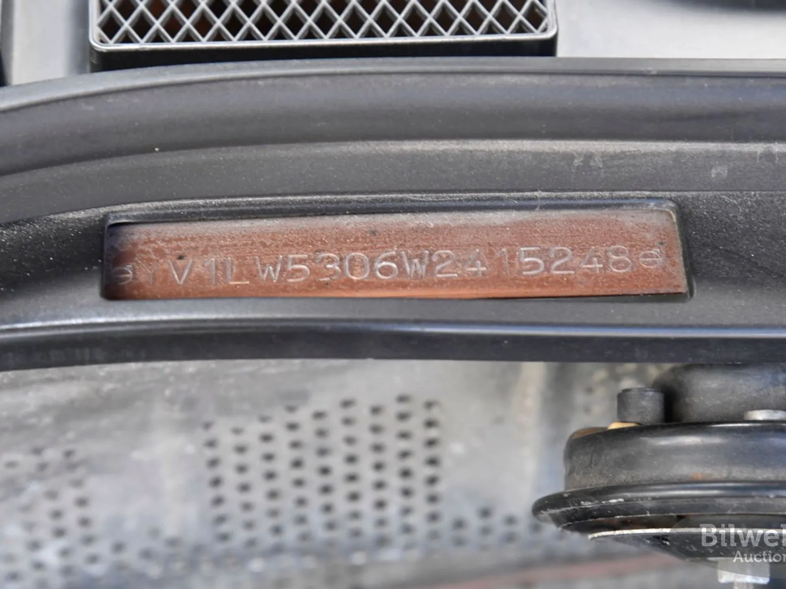 Vehicle image 70