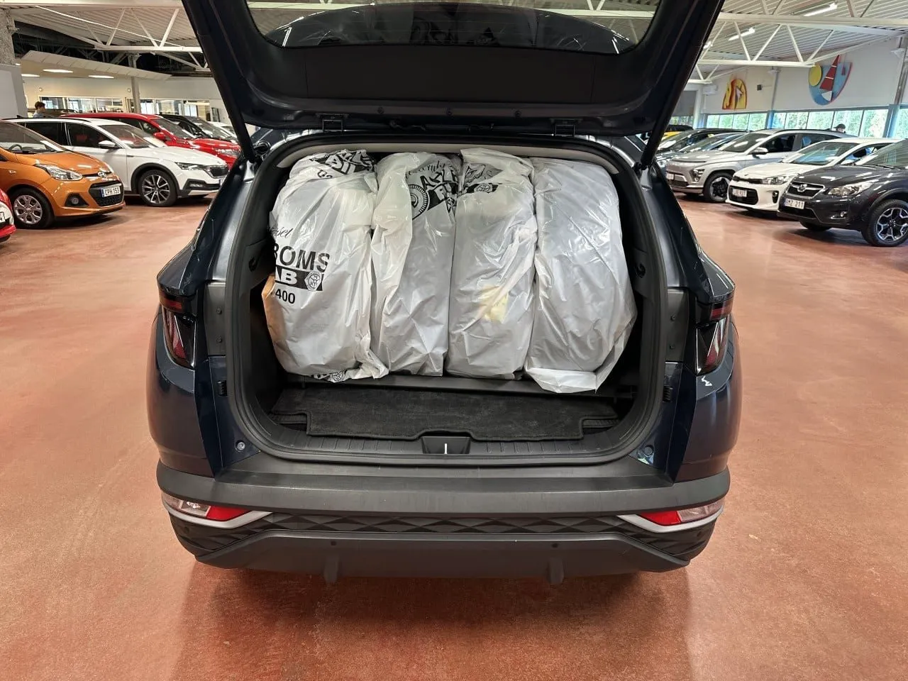 Vehicle image 8
