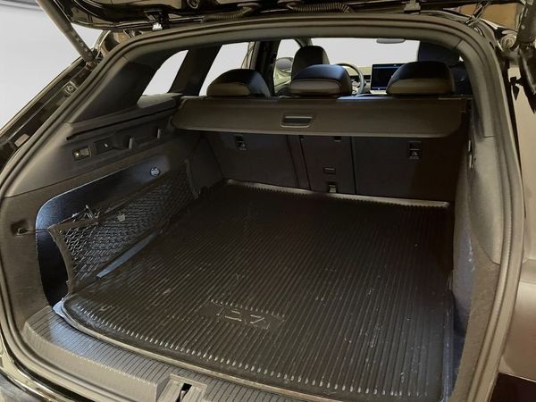Volkswagen ID.7 GTX 4-motion / Dragkrok / Edition / Komfo... - 2025
