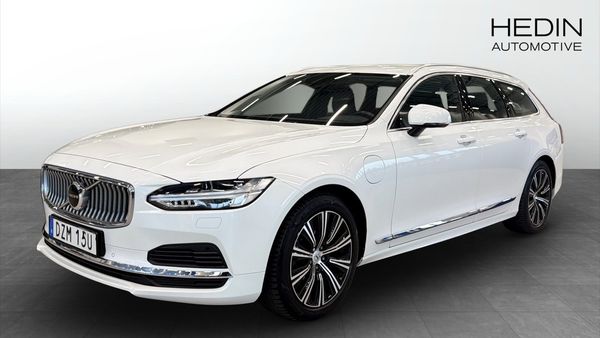 Volvo V90 Recharge T6 Momentum Advanced / Dragkrok - 2021