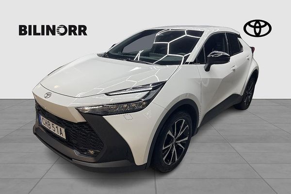 Toyota C-HR 2,0 LADDHYBRID FWD STYLE V-HJUL - 2025