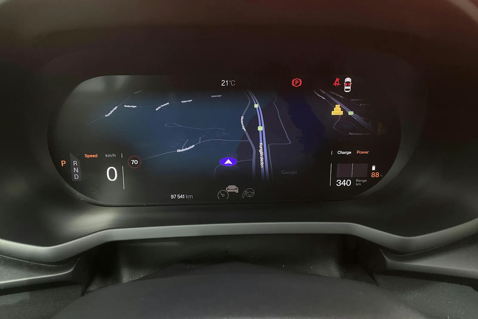 Vehicle image 9