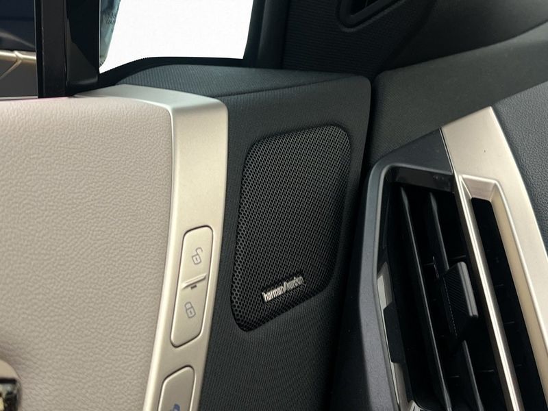 BMW iX bild 17