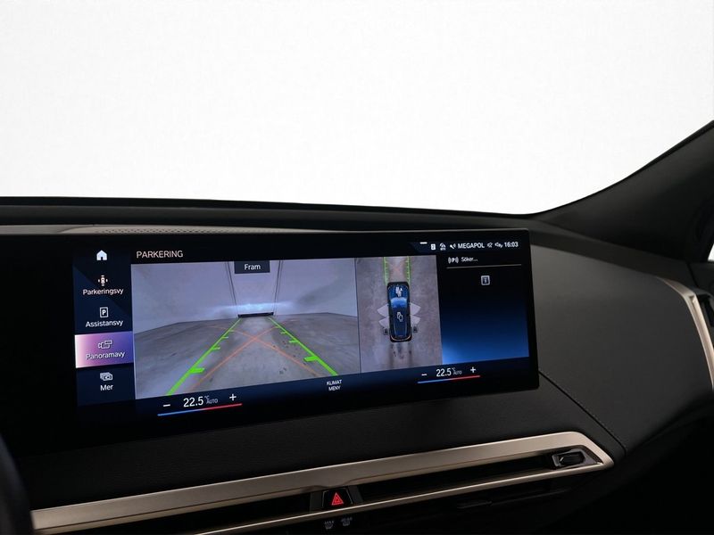 BMW iX bild 25