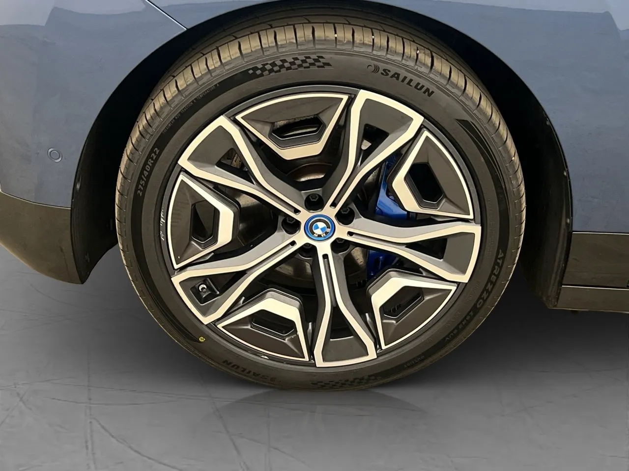 Vehicle image 35