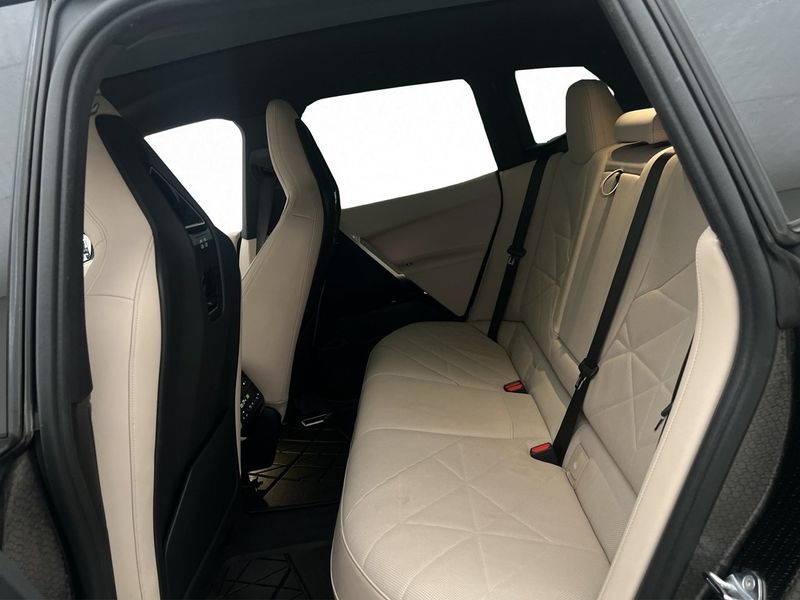 BMW iX bild 33