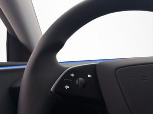 Tesla Model 3 bild 14