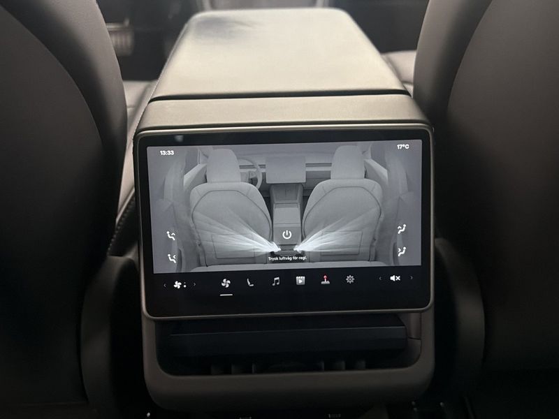 Tesla Model 3 bild 24